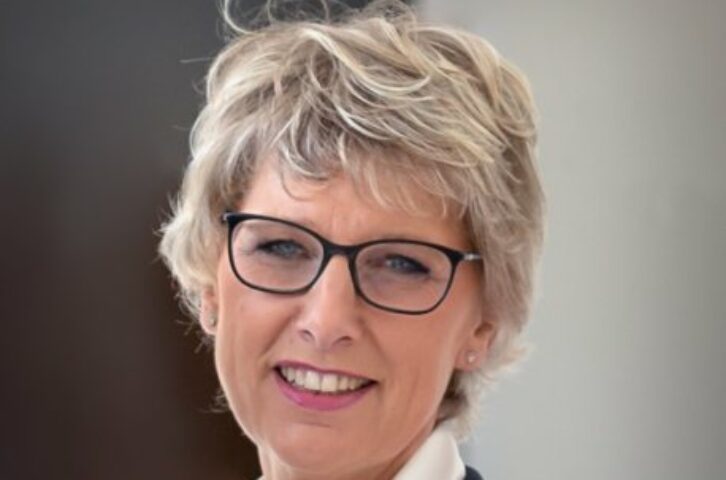 Béatrice Cuitte portrait site internet réduit